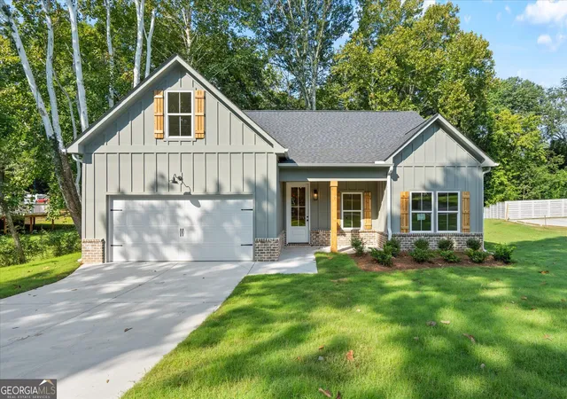 Photo 1 of Single family home for sale at 105 Carrollton St, Temple, GA 30179 | MLS# 10836562 | Listing updated on 2026-10-04