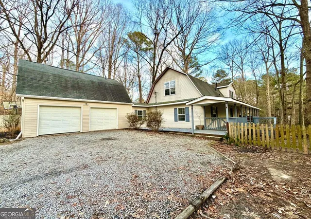 1st image of 134 Rustica Dr, Newnan, GA 30263 | MLS# 10818829