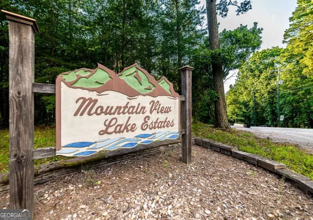 Photo 3 of Single family home for sale at 7822 Beachwood Dr, Murrayville, GA 30564 | MLS# 10787249 | Listing updated on 2026-08-29