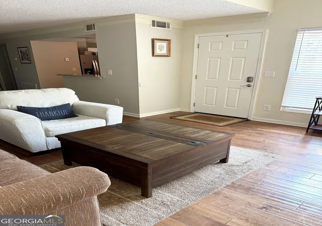 Photo 2 of Condo for sale at 554 Picketts Bend Cir, Marietta, GA 30008 | MLS# 10819076 | Listing updated on 2026-09-09