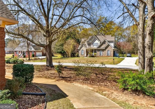 3rd image of 1106 Sequoia Trl, Mcdonough, GA 30252 | MLS# 10719422