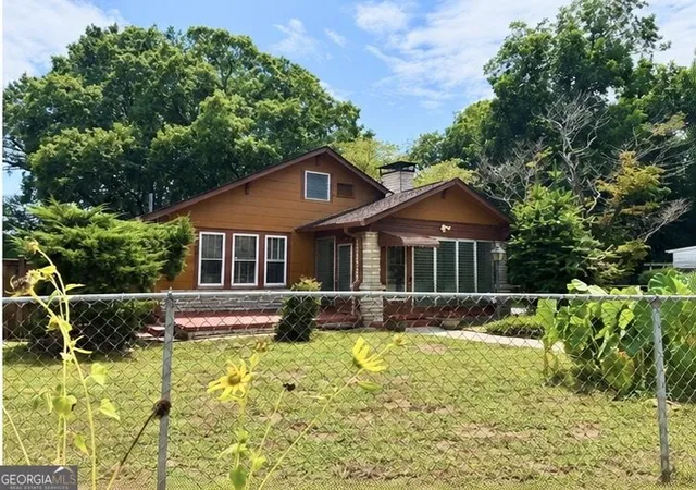 Photo 3 of Single family home for sale at 1012 SW Birch St, Atlanta, GA 30310 | MLS# 10818781 | Listing updated on 2026-09-07