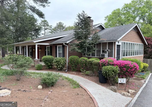 Photo 3 of Sale Pending at 3033 Riviera Dr NW, Conyers, GA 30012 | MLS# 10726662 | Listing updated on 2026-09-11