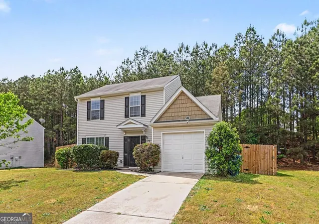 Homes for sale in Fairburn, GA | 6798 Merrywood Dr, Fairburn, GA 30213 | MLS# 10734729