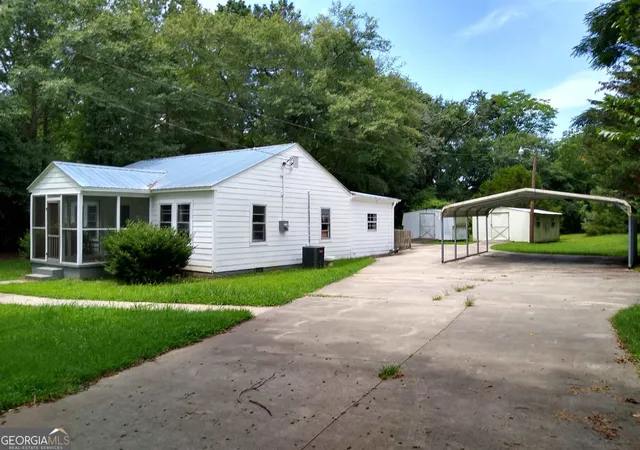 2nd image of 113 Maple St, Hartwell, GA 30643 | MLS# 10792465
