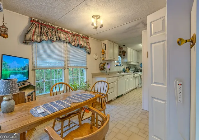 5th image of 11 Copperhead Ln, Clayton, GA 30525 | MLS# 10623977