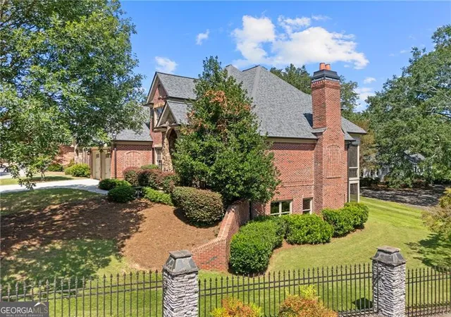 2nd image of 306 Vinings Walk Nw, Gainesville, GA 30501 | MLS# 10594540