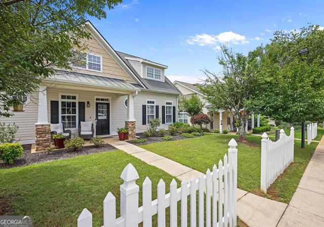 Photo 3 of Single family home for sale at 2762 Nautical Way, Villa Rica, GA 30180 | MLS# 10792159 | Listing updated on 2026-09-15