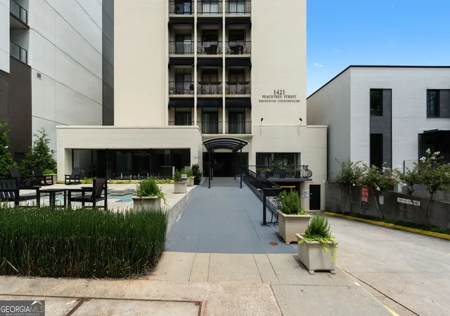 2nd image of 1421 Peachtree St Ne, Atlanta, GA 30309