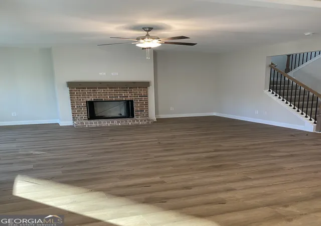 Photo 3 of Single family home for sale at 162 Delightful Wy #28, Winder, GA 30680 | MLS# 10826287 | Listing updated on 2026-10-03