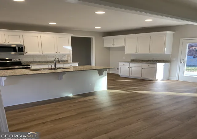 Photo 3 of Single family home for sale at 162 Delightful Wy #28, Winder, GA 30680 | MLS# 10826287 | Listing updated on 2026-10-03