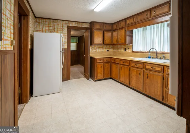 Photo 4 of Single family home for sale at 4467 Old Blacks Bluff Rd Sw, Rome, GA 30161 | MLS# 10830765 | Listing updated on 2026-09-07