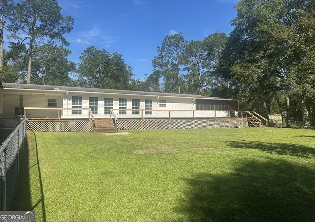 Homes for sale in Lyons, GA | 614 N Victory Dr, Lyons, GA 30436 | MLS# 10678731