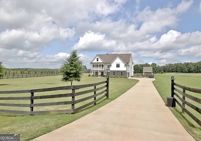 1st image of 619 Elders Mill Rd, Senoia, GA 30276 | MLS# 10810696