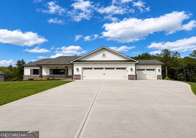 Photo 2 of Single family home for sale at 65 River Ridge Walk, Monroe, GA 30656 | MLS# 10713787 | Listing updated on 2026-08-17