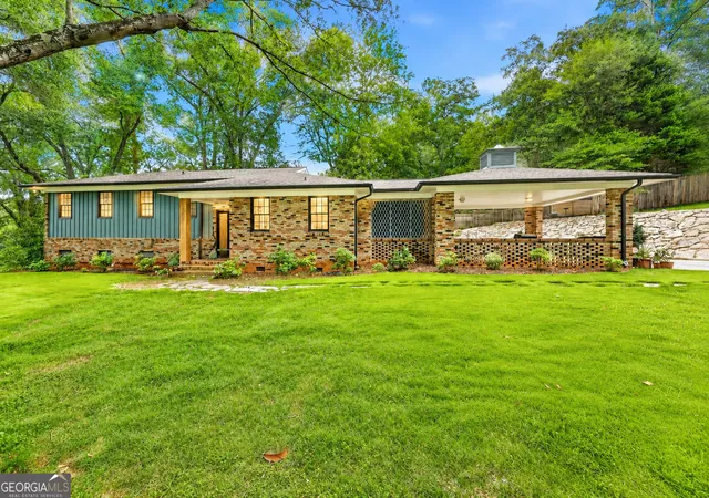 Photo 1 of Single family home for sale at 1223 Rosedale St, Toccoa, GA 30577 | MLS# 10811522 | Listing updated on 2026-08-06