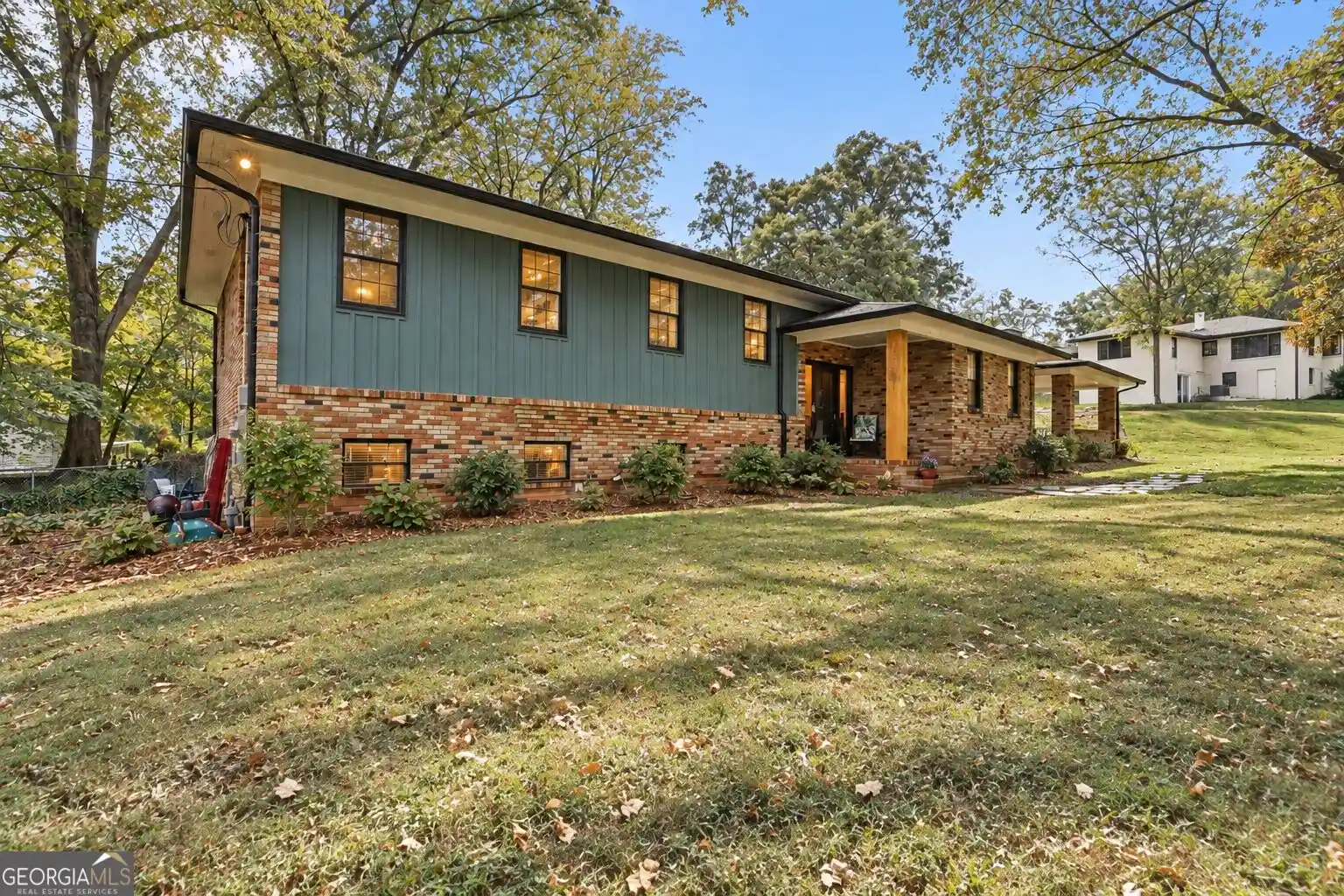 Photo 1 of Single family home for sale at 1223 Rosedale St, Toccoa, GA 30577 | MLS# 10811522 | Listing updated on 2026-10-09