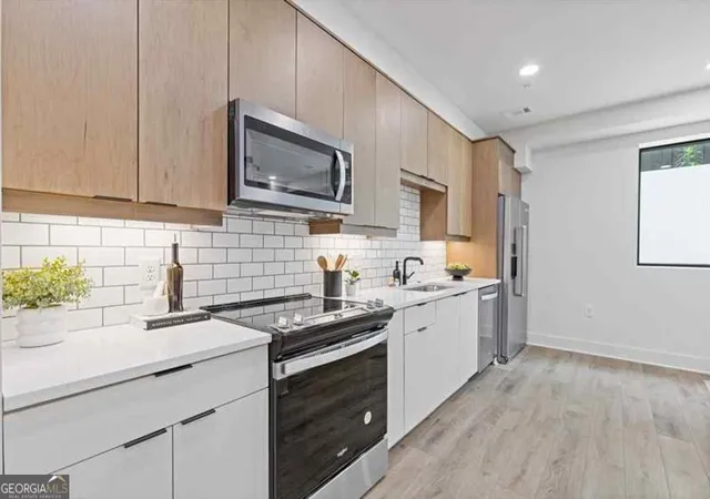 4th image of 108 Park Pl Unit 103, Decatur, GA 30030 | MLS# 10775183