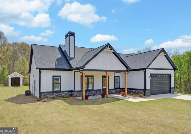 2nd image of 111 Topher St, Hartwell, GA 30643 | MLS# 10717397
