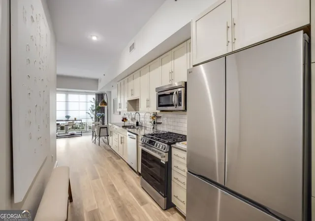 Photo 2 of Condo for sale at 1100 Howell Ml Rd Nw #202, Atlanta, GA 30318 | MLS# 10812280 | Listing updated on 2026-08-07