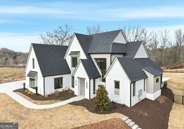 2nd image of 4638a Shirley Rd, Gainesville, GA 30506 | MLS# 10764009