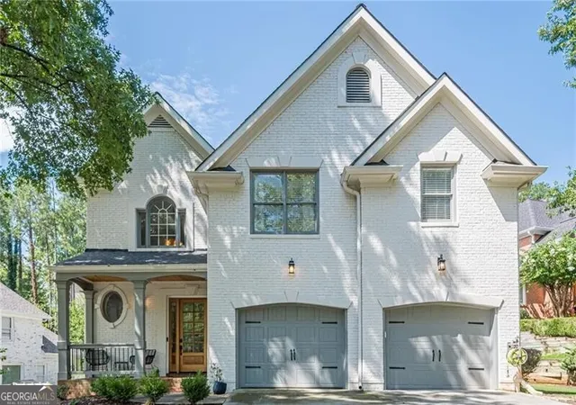 Photo 1 of Single family home for sale at 8540 Edwardton Dr, Roswell, GA 30076 | MLS# 10826122 | Listing updated on 2026-09-07