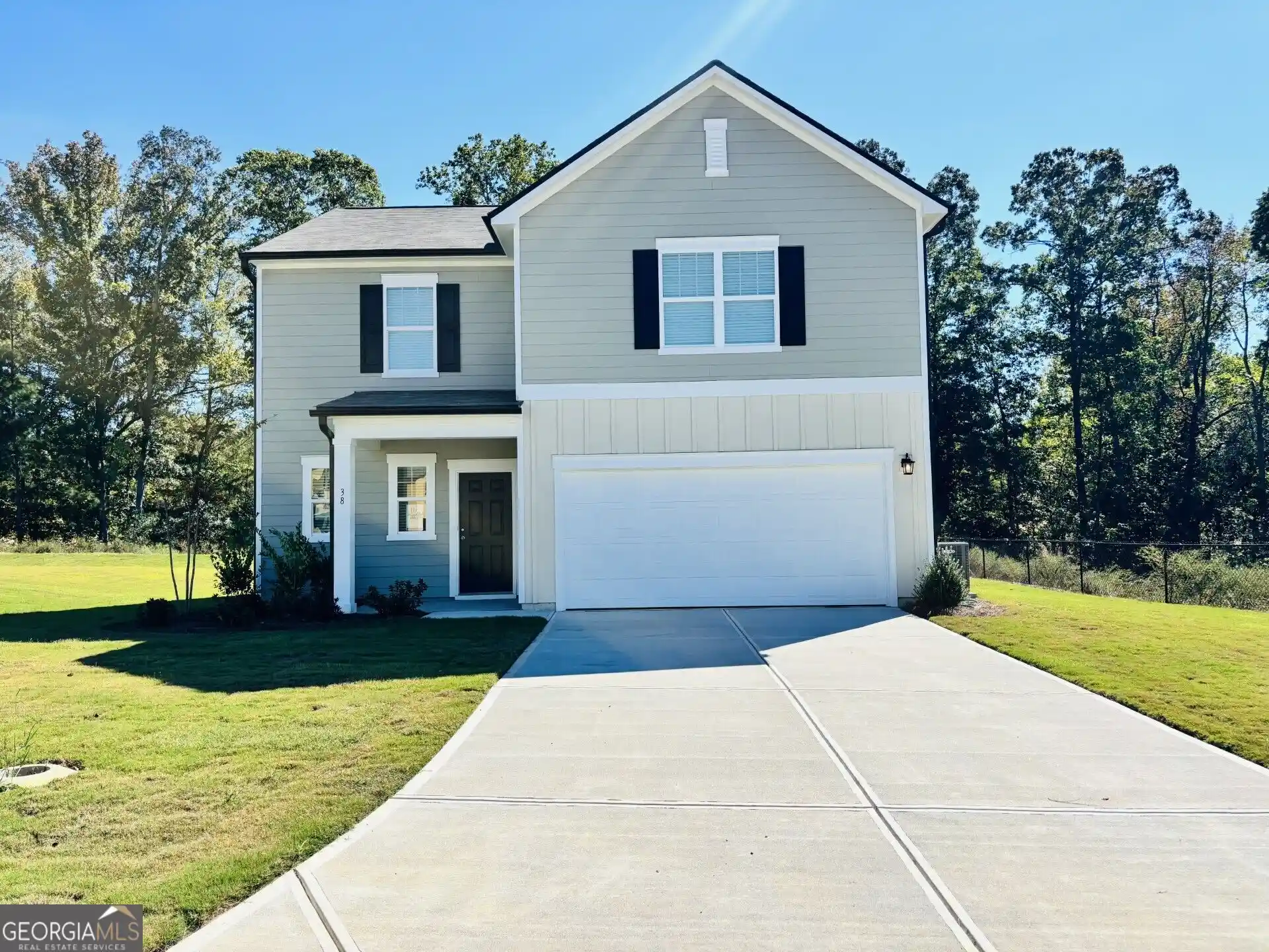 Photo 1 of Single family home for sale at 38 Crescent Blvd, Carrollton, GA 30116 | MLS# 10834271 | Listing updated on 2026-10-21