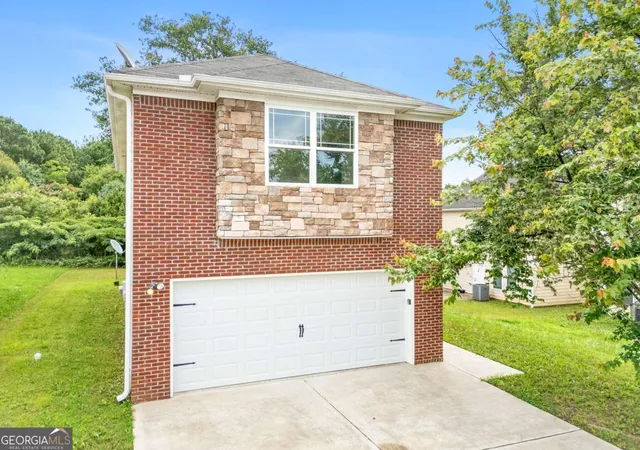 Photo 1 of Single family home for sale at 7268 Loblolly Ln, Morrow, GA 30260 | MLS# 10784169 | Listing updated on 2026-08-20