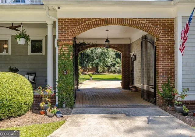 Photo 3 of Single family home for sale at 133 Lagrange Pl, Macon, GA 31210 | MLS# 10803444 | Listing updated on 2026-07-24