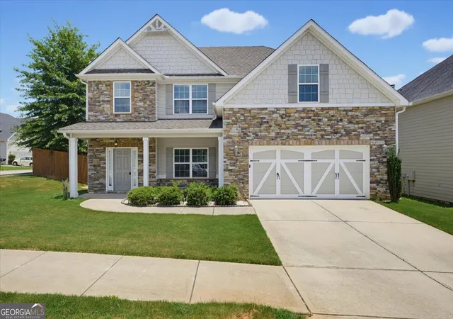 Photo 1 of Sale Pending at 15 Hughston Walk, Newnan, GA 30263 | MLS# 10801619 | Listing updated on 2026-09-15