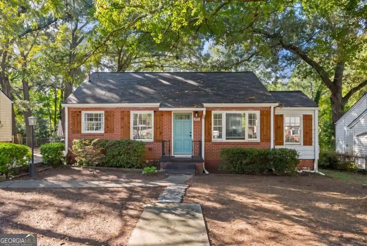 Photo 1 of Single family home for sale at 460 Deckner Ave Sw, Atlanta, GA 30310 | MLS# 10873651 | Listing updated on 2026-10-29