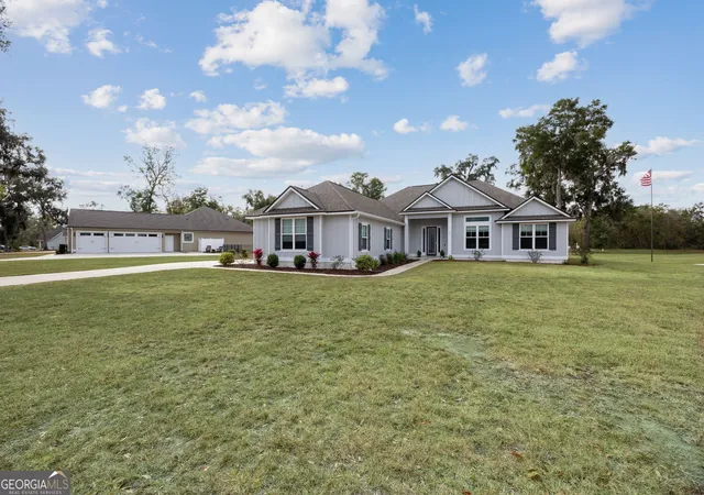 Homes for sale in Waverly, GA | 321 Harbour Island Cir, Waverly, GA 31565 | MLS# 10663437