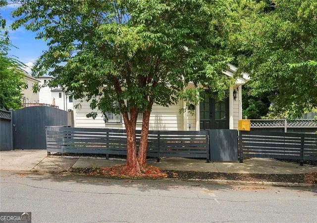 Photo 1 of Single family home for sale at 574 Wabash Ave Ne, Atlanta, GA 30312 | MLS# 10822558 | Listing updated on 2026-09-06