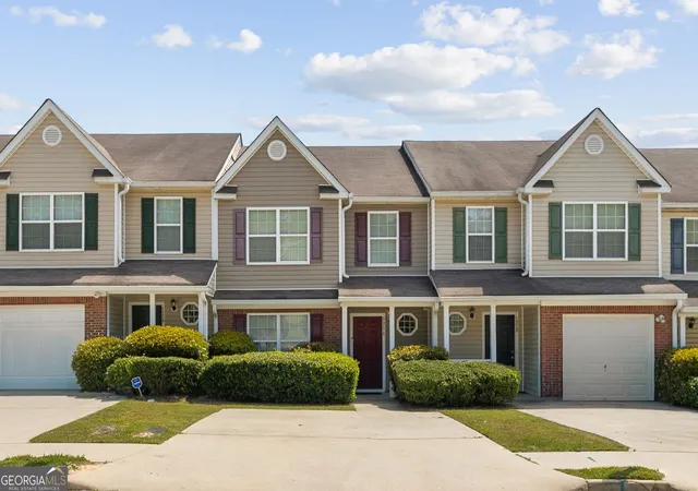 Photo 2 of Townhouse for sale at 5356 Creekview Way, Morrow, GA 30260 | MLS# 10756038 | Listing updated on 2026-05-15