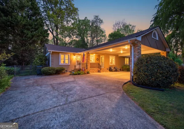 2nd image of 533 Wildwood Cir, Clarkesville, GA 30523 | MLS# 10730002