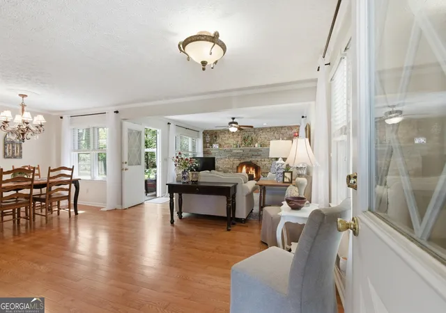 Photo 4 of Sale Pending at 533 Wildwood Cir, Clarkesville, GA 30523 | MLS# 10730002 | Listing updated on 2026-04-15