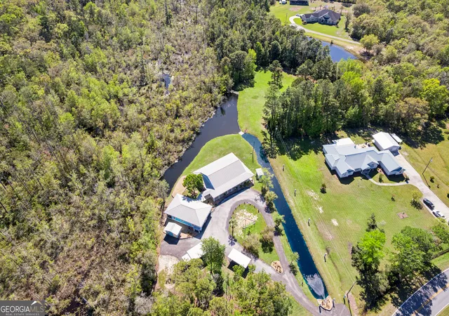 2nd image of 6370 Dover Bluff Rd, Waverly, GA 31565 | MLS# 10815205