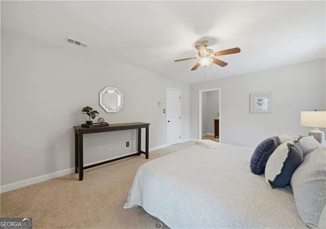 Photo 4 of Townhouse for sale at 4095 Audubon Dr, Marietta, GA 30068 | MLS# 10782494 | Listing updated on 2026-09-17