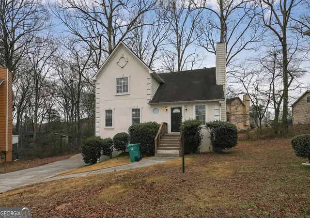3rd image of 5207 Oaktree Ct, Lithonia, GA 30038 | MLS# 10680748
