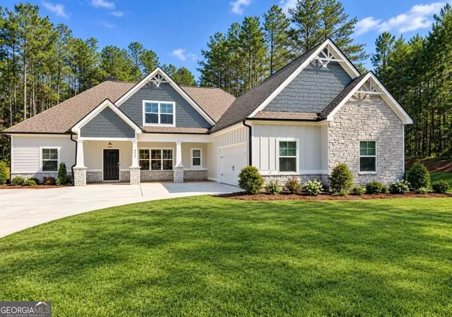 Photo 1 of Single family home for sale at 9455 Glacial Ln, Fairburn, GA 30213 | MLS# 10877048 | Listing updated on 2026-10-26