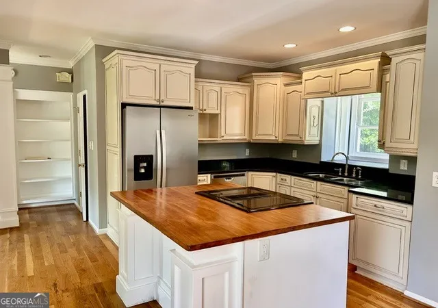 Photo 3 of Single family home for sale at 420 Forrest Ave, Griffin, GA 30224 | MLS# 10810519 | Listing updated on 2026-09-11