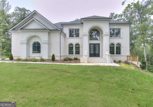 Photo 3 of Sale Pending at 2010 Fontainbleau Dr, Conyers, GA 30094 | MLS# 10617522 | Listing updated on 2026-07-13