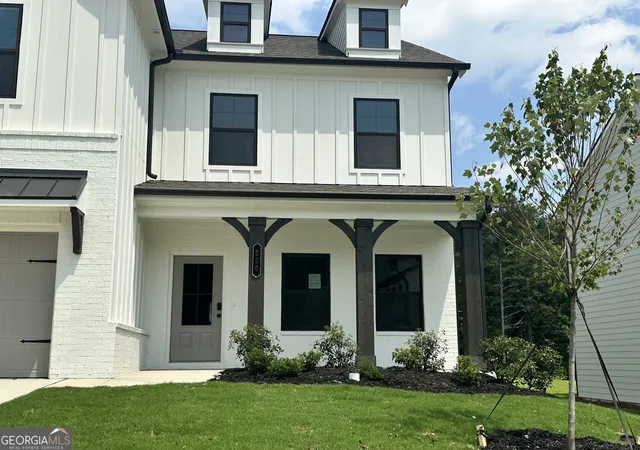 Photo 3 of Single family home for sale at 220 Wingate Dr, Winder, GA 30680 | MLS# 10764662 | Listing updated on 2026-08-03