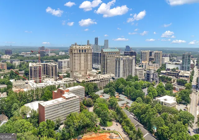 2nd image of 3060 Pharr Ct N Nw, Atlanta, GA 30305