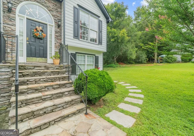 4th image of 1605 Watson Ridge Trl, Lawrenceville, GA 30045 | MLS# 10807798