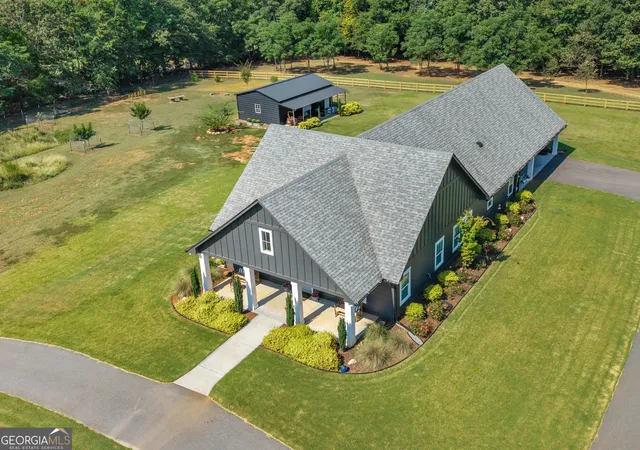 Photo 1 of Single family home for sale at 300 Cook Rd, Griffin, GA 30224 | MLS# 10832642 | Listing updated on 2026-09-12