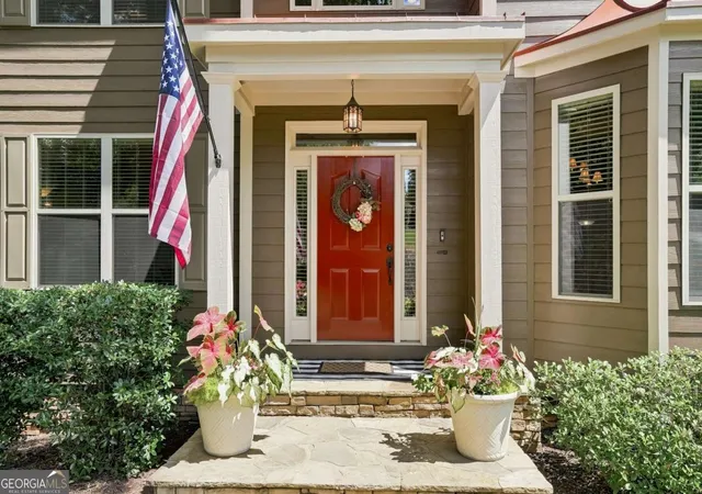 Photo 4 of Single family home for sale at 5660 Chestatee Landing Dr, Gainesville, GA 30506 | MLS# 10811795 | Listing updated on 2026-09-22