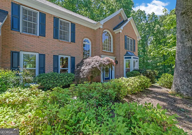 Photo 3 of Single family home for sale at 4616 Astible Cir Nw, Acworth, GA 30102 | MLS# 10738275 | Listing updated on 2026-10-17