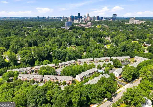 Photo 30 of Townhouse for sale at 2278 Limehurst Dr Ne, Brookhaven, GA 30319 | MLS# 10827956 | Listing updated on 2026-09-03