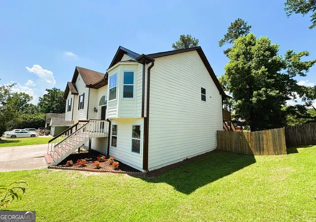 3rd image of 5445 Maltdie Ct, Sugar Hill, GA 30518 | MLS# 10666219